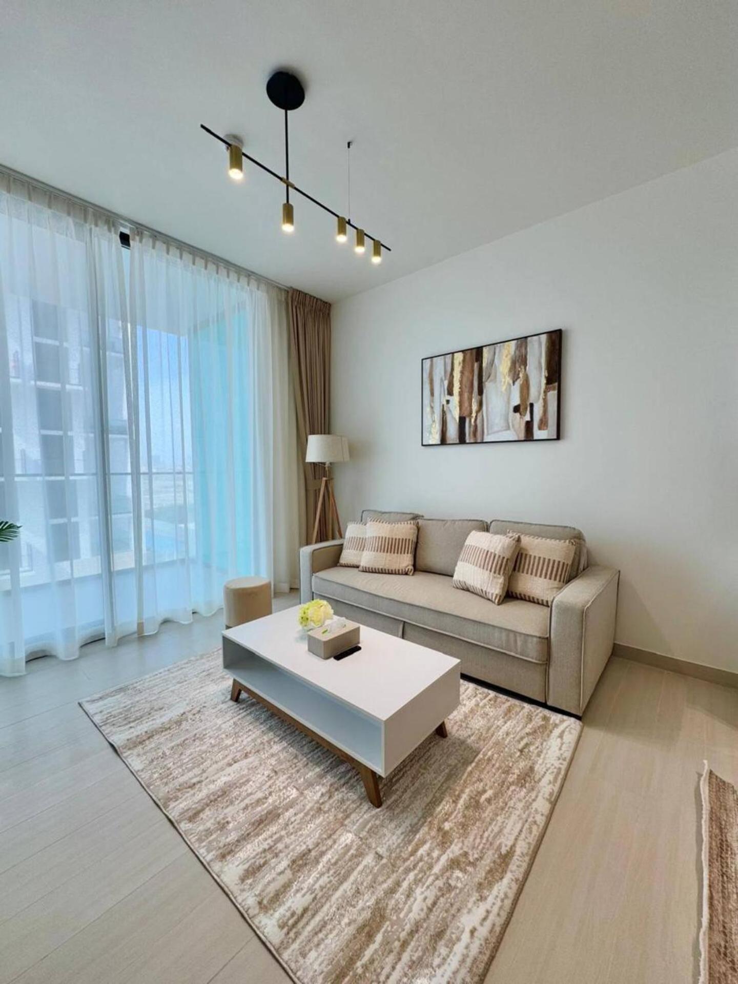 Spacious 1br In Jvc With Big Balcony * Dubai