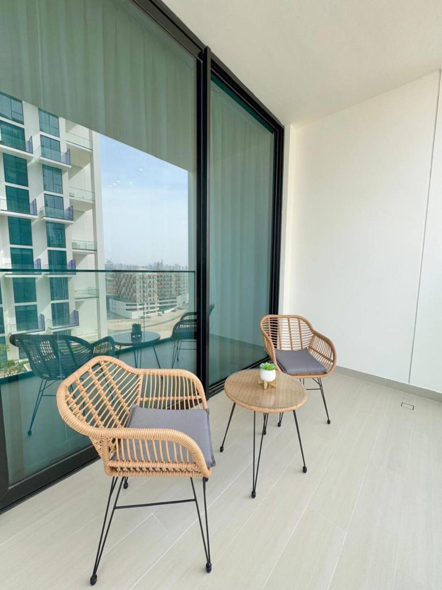 Spacious 1br In Jvc With Big Balcony Apartment